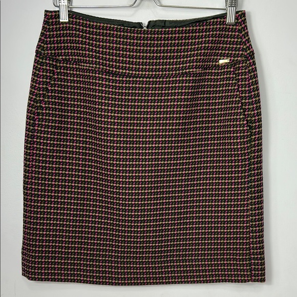 cinque Dresses & Skirts - Cinque Stylish Pink and Black Houndstooth Skirt